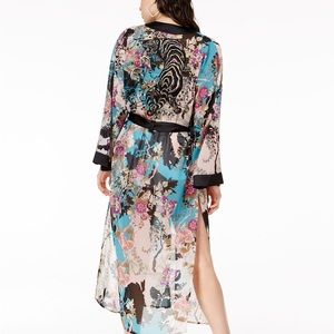GUESS MARIBEL BELTED FLORAL KIMONO
